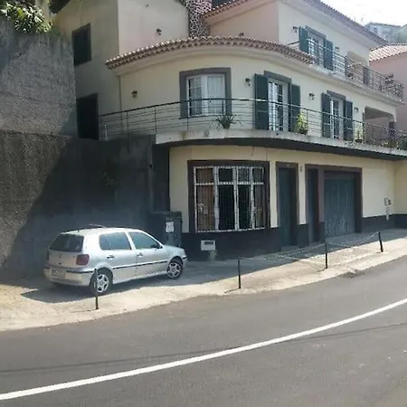 Madeira House Garden エストレイト・デ・カッマラ・デ・ロボス