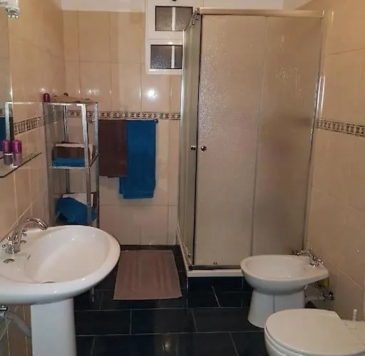 Panoramique 180m2 Vue Montagne 13 Min Capitale Funchal - Bbq * אסטרייטו דה קמארה דה לובוס